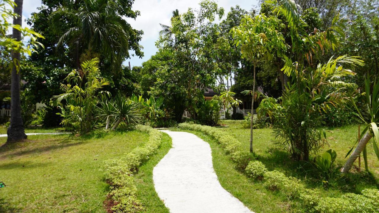 Treeya Lanta Hotel Ko Lanta Екстериор снимка
